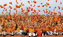 Gần 3.000 người FPT IS cùng đón bình minh tại bờ biển Huế