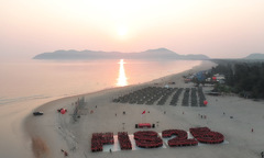 'Hành trình ngày mới' nhìn từ góc máy trên cao