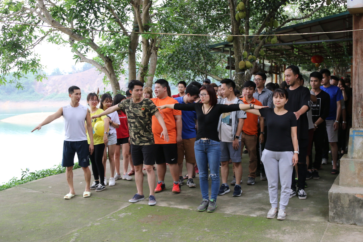 <p class="Normal"> Chiều ngày 10/5, các CBTH Tổng hội FPT Software đã tập hợp đầy đủ, sẵn sàng cho chương trình Training Camp No.6, diễn ra trong 3 ngày 2 đêm tại Thung Nai, Hòa Bình.</p>