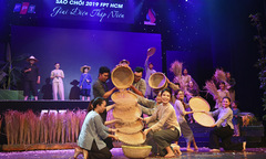 Người nhà F thăng hoa trong đêm Sao Chổi phía Nam