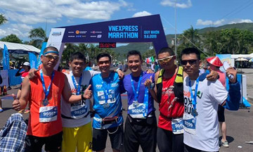 Hơn 100 người FPT chinh phục thành công VnExpress Marathon