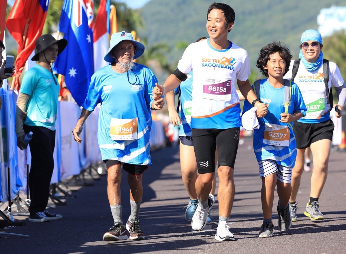 <p> Trong lần đầu tiên tổ chức, VnExpress Marathon - VM Quy Nhơn 2019  có 100 runner nhí đăng ký chạy tại các cự ly 5km và 10km.</p>