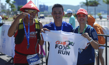 Người F 'mài giày' giữa nắng Quy Nhơn săn huy chương VnExpress Marathon