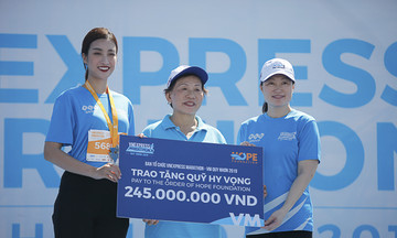 VĐV VnExpress Marathon góp 245 triệu đồng xây trường cho trẻ vùng cao