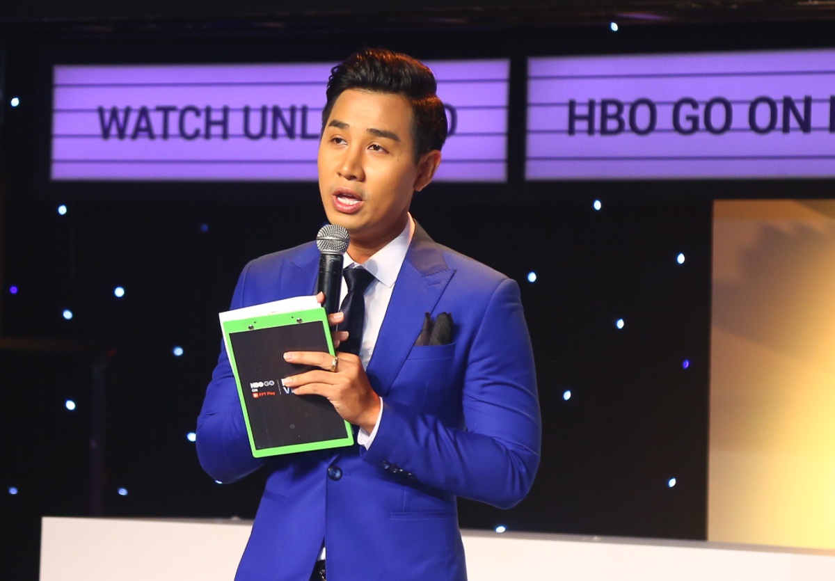 <p> MC Nguyên Khang đảm nhận vai trò dẫn dắt chương trình ra mắt.</p>