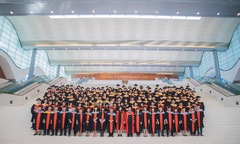'Cám ơn ĐH FPT dạy dỗ con nên người'