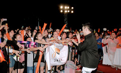 FPT Polytechnic khiến phố núi 'bùng nổ' với đêm nhạc Happy Bee 9