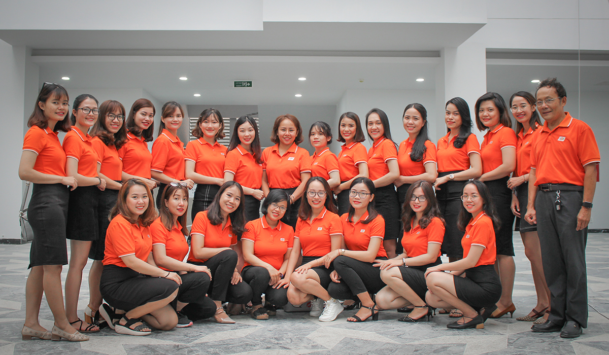 Đội ngũ cán bộ và giáo viên FPT School cơ sở Đà Nẵng thực hiện chuyến trải nghiệm tại Campus nhằm hiểu hơn về môi trường mới. Dự kiến, học sinh FPT School sẽ nhập học ở môi trường mới vào ngày 12/8 và khai giảng 3/9. "Môi trường mới là điều kiện lý tưởng để học sinh rèn luyện và phát triển toàn diện", anh Lê Văn Duẫn, Hiệu trưởng FPT School cơ sở Đà Nẵng, chia sẻ.