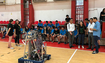 7 học sinh THPT FPT dự thi sáng tạo robot tại Israel