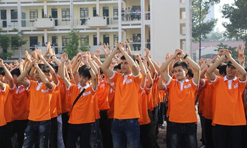 'Hát mãi tuổi 20' cùng 500 tân sinh viên FPT Polytechnic Đà Nẵng