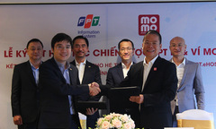 FPT IS hợp tác MoMo thêm kênh thanh toán dịch vụ công