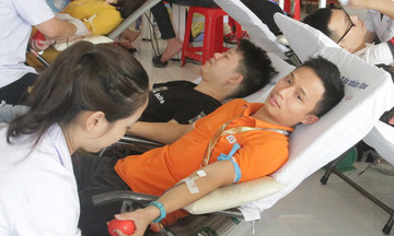 Người F Hà Nội hiến máu nhân đạo tại 3 địa điểm