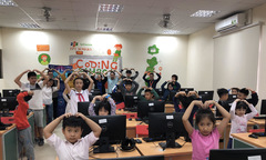 Theo chân FPT Small học lập trình