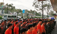 ‘Chào cờ hàng tuần tiếp thêm năng lượng trong công việc’