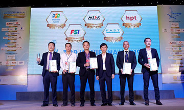 FPT IS giành 2 giải Top ICT Việt Nam 2019