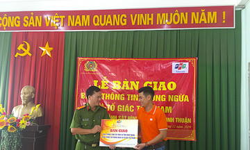 FPT Telecom Ninh Thuận hỗ trợ cảnh sát chống tội phạm lừa đảo