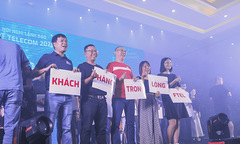 Say cùng STCo, lãnh đạo nhà Cáo sáng tác slogan 'chất'