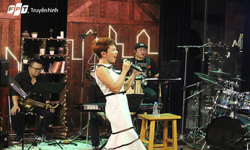Diva Hà Trần say đắm âm nhạc tại Music Home số 13