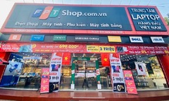 FPT Shop toàn quốc nhuộm đỏ sắc cờ mừng tuyển Việt Nam vô địch