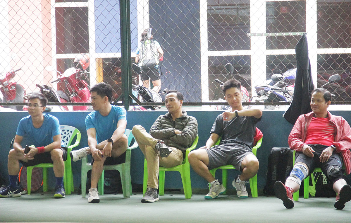<p class="Normal" style="text-align:justify;"> 8h sáng nay (14/12), giải Cầu lông và Tennis dành cho người FPT miền Trung đã chính thức khởi tranh trên sân vận động Thành Đội, số 4 đường Lê Duẫn, TP Đà Nẵng. </p>