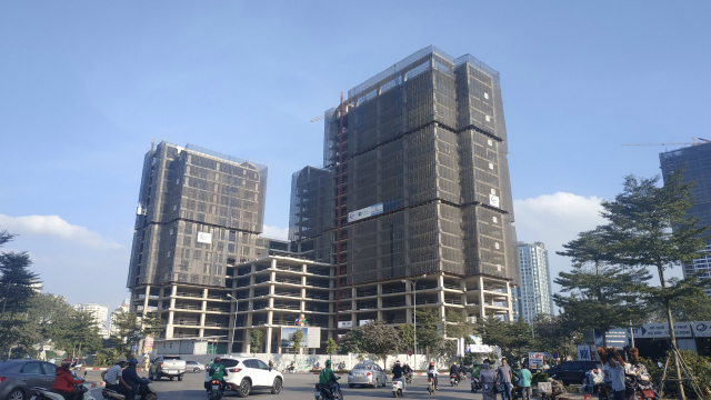 Tổ hợp công trình FPT gồm hai tòa tháp cao 21 tầng và 17 tầng cùng văn phòng trung tâm dữ liệu hiện đại cao 8 tầng