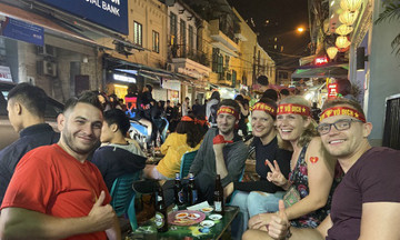 Những điểm chơi đêm ở Hà Nội cho runner VnExpress Marathon