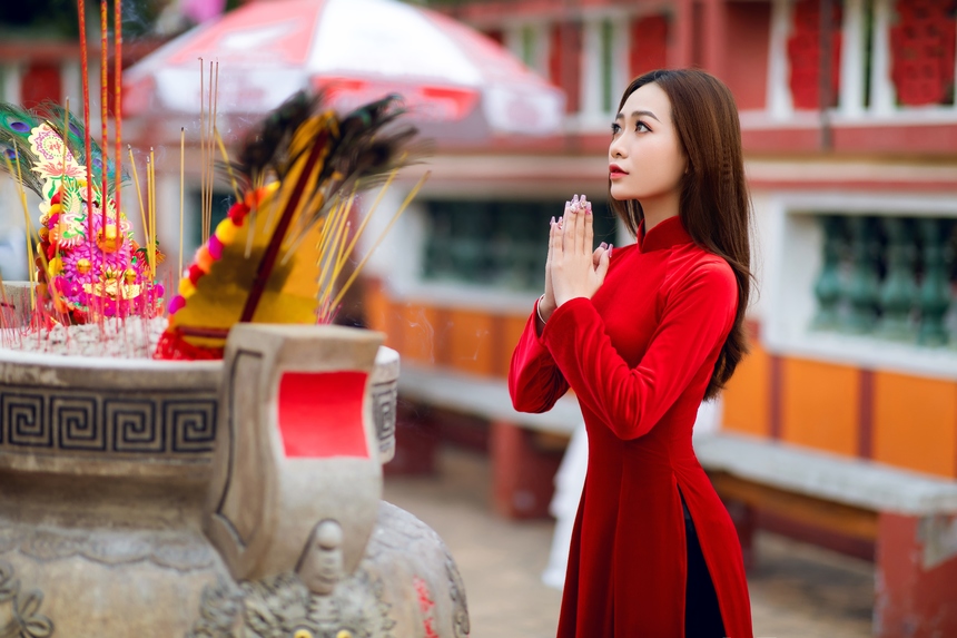 <p> Hồ Ngọc Đào (sinh năm 1999) hiện là sinh viên năm 3 khoa Ngôn ngữ Anh của ĐH FPT Cần Thơ.</p>
