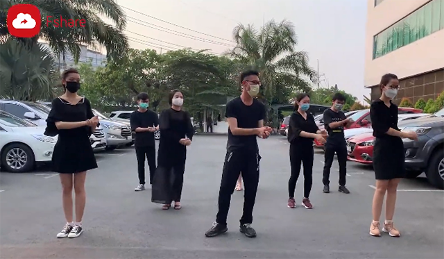FPT Telecom cover vũ điệu rửa tay 'Ghen Cô Vy'