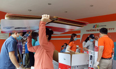 24h người FPT 'chạy đua' làm sạch khu cách ly