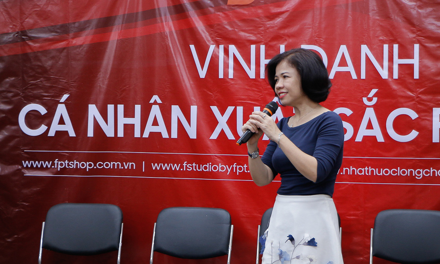 GĐ Nhân sự Huỳnh Thị Cao Thi cũng dành lời chúc sức khỏe, giữ niềm đam mê với công việc để