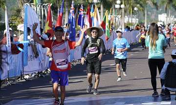 VnExpress Marathon Quy Nhơn công bố áo thưởng finisher