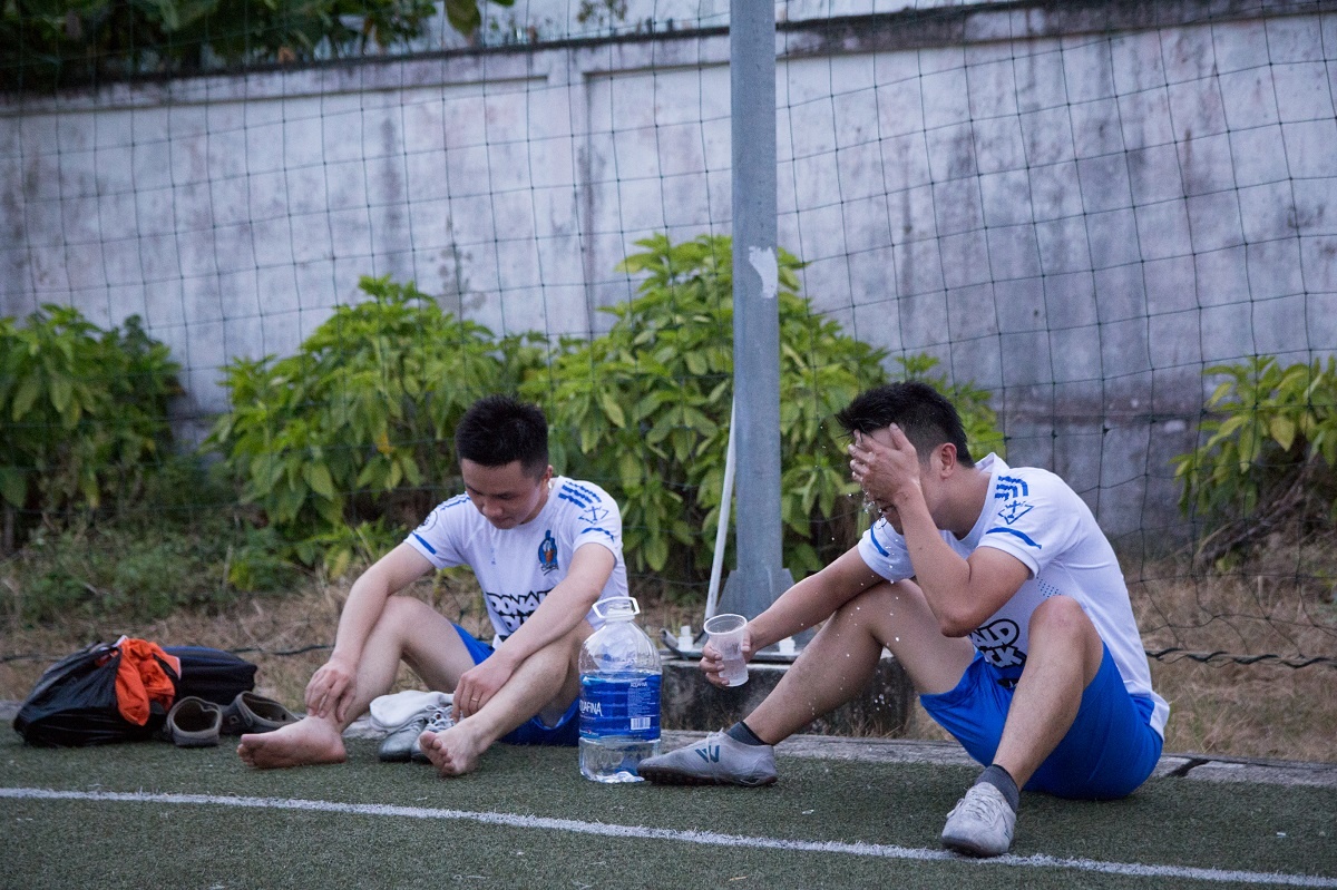 <p> Chia sẻ sau trận đấu, cầu thủ Trần Khắc Tuân bên phía BCN bày tỏ sự nuối tiếc, song vẫn hài lòng khi toàn đội đã có một trận đấu nỗ lực hết mình.</p>