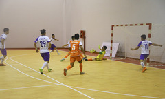 TP Bank hạ gục FPT Education hơn một set tennis