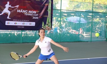 Gần 30 tay vợt trẻ nhà F miền Trung tranh tài giải tennis Măng non