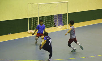 Phá lưới 10 bàn, FPT Software thắng đậm nhất giải Futsal
