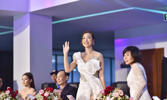 Hoa hậu Đỗ Mỹ Linh 'hút ánh nhìn' ở chung kết Miss ĐH FPT