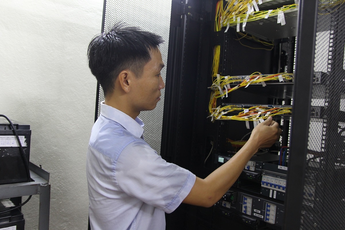 <p> Giám đốc FPT Telecom Đà Nẵng yêu cầu tất cả công tác chuẩn bị, ứng phó với bão phải hoàn tất trước 16h ngày 17/9.</p>