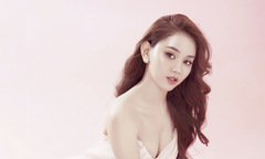 Nữ sinh ĐH FPT được ví như 'bản sao' Văn Mai Hương