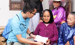 Quỹ Hy vọng đến với bà con vùng lũ Thừa Thiên - Huế