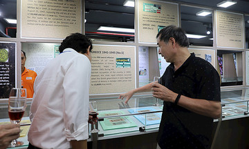 Bảo tàng Tiền tệ lạm phát đầu tiên của Việt Nam tại Đại học FPT