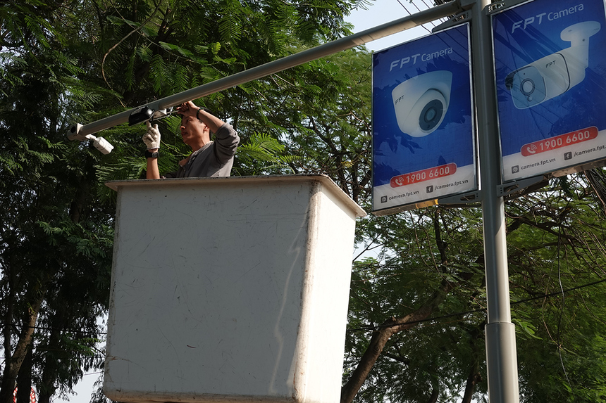 <p class="Normal" style="text-align:justify;"> "Với những kinh nghiệm và thành công tại giải chạy VnExpress Marathon Quy Nhơn, FPT Camera chắc chắn sẽ hỗ trợ tốt nhất cho ban tổ chức cũng như runner tại giải chạy đêm Hà Nội, cũng như đồng hành cùng chuỗi giải VnExpress Marathon thời gian tới", đại diện nhà sản xuất cho biết.</p>
