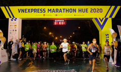 Gần 5.000 VĐV cùng runner nhà F tranh tài tại VnExpress Marathon Huế