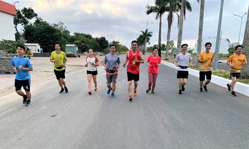 Runners FPT hào hứng với thử thách chạy “Đánh tan bánh chưng”