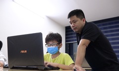 'Ông giáo' nhà F dạy lập trình miễn phí cho trẻ em