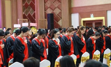 Nhà tuyển dụng khen sinh viên FPT Polytechnic trong lễ tốt nghiệp