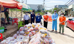 FPT DPS hỗ trợ thực phẩm giúp công nhân khu phong toả Đà Nẵng