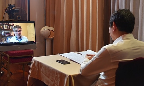 Anh Trương Gia Bình đàm đạo với ‘bố già’ AI: Làm thế nào đưa Việt Nam thành trung tâm AI thế giới