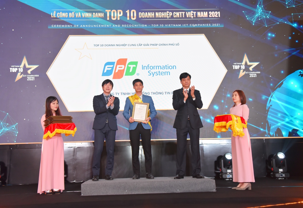 <p> FPT IS nhận giải TOP 10 doanh nghiệp cung cấp giải pháp Chính phủ số.</p>