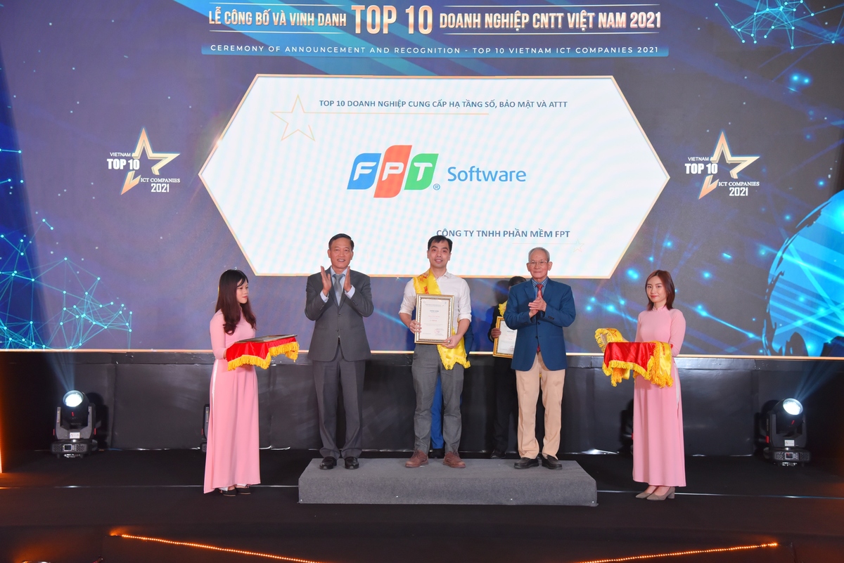 <p> FPT Software nhận giải thưởng TOP 10 doanh nghiệp cung cấp Hạ tầng số, Bảo mật và An toàn thông tin.</p>