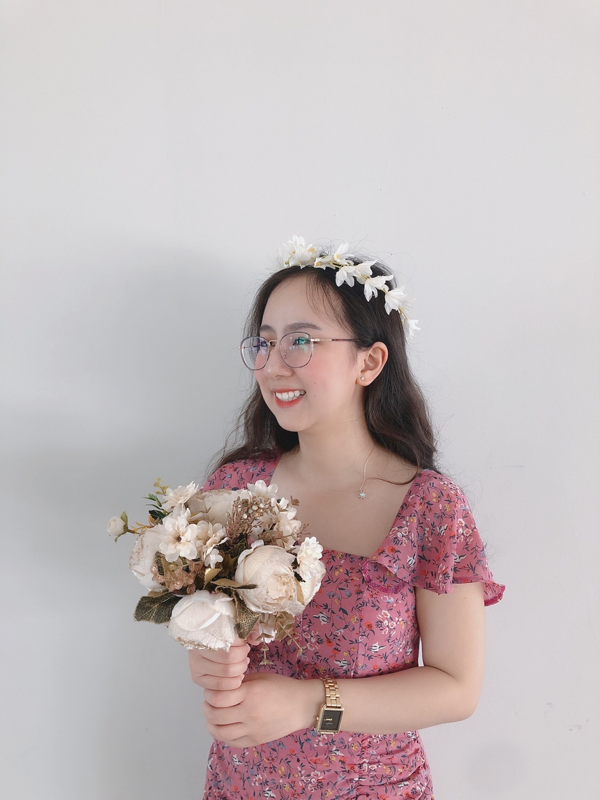 <p class="Normal"> Vì là một người trẻ năng động nên Chinh luôn hào hứng tham gia các sự kiện của công ty. Với cô, điều này không chỉ thể hiện tinh thần tập thể mà còn là sự tôn trọng công sức của Ban tổ chức.</p>